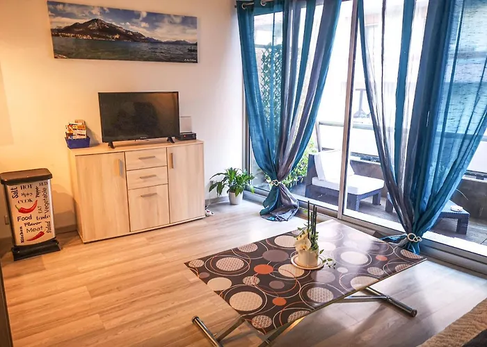 Hotel Leman Holidays - Hyper Centre Thonon-les-Bains